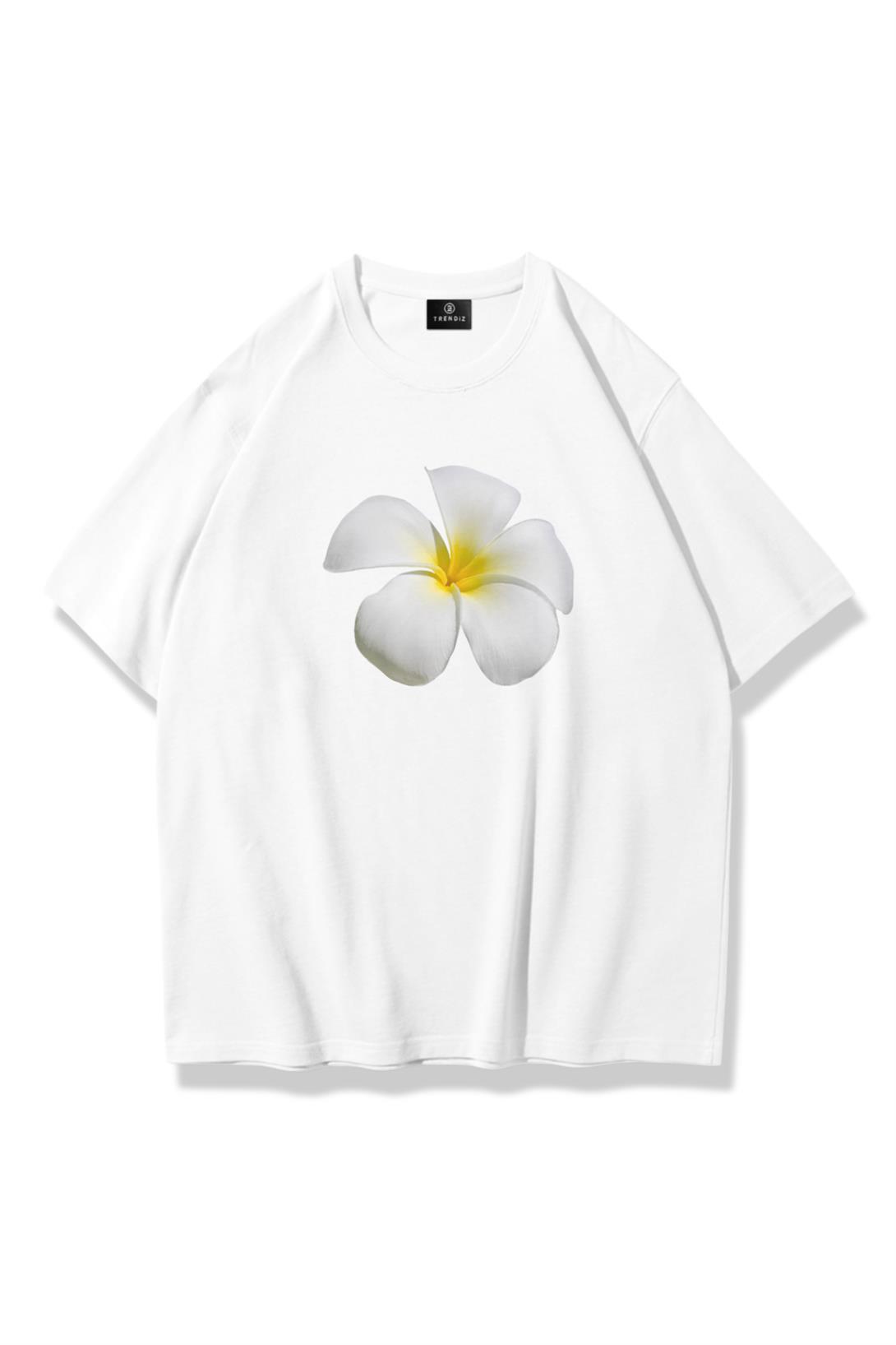 Kadın Beyaz Çiçek Tshirt Beyaz