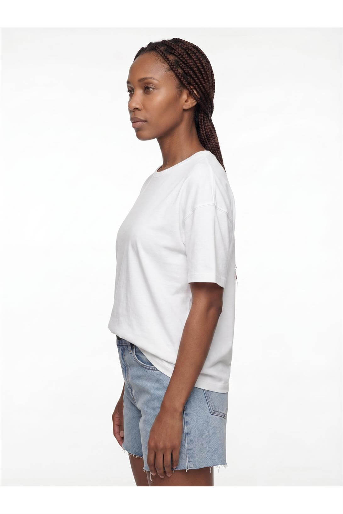 Kadın %100 Organik Pamuk Relaxed Fit Yuvarlak Yakalı Tshirt Beyaz 9016