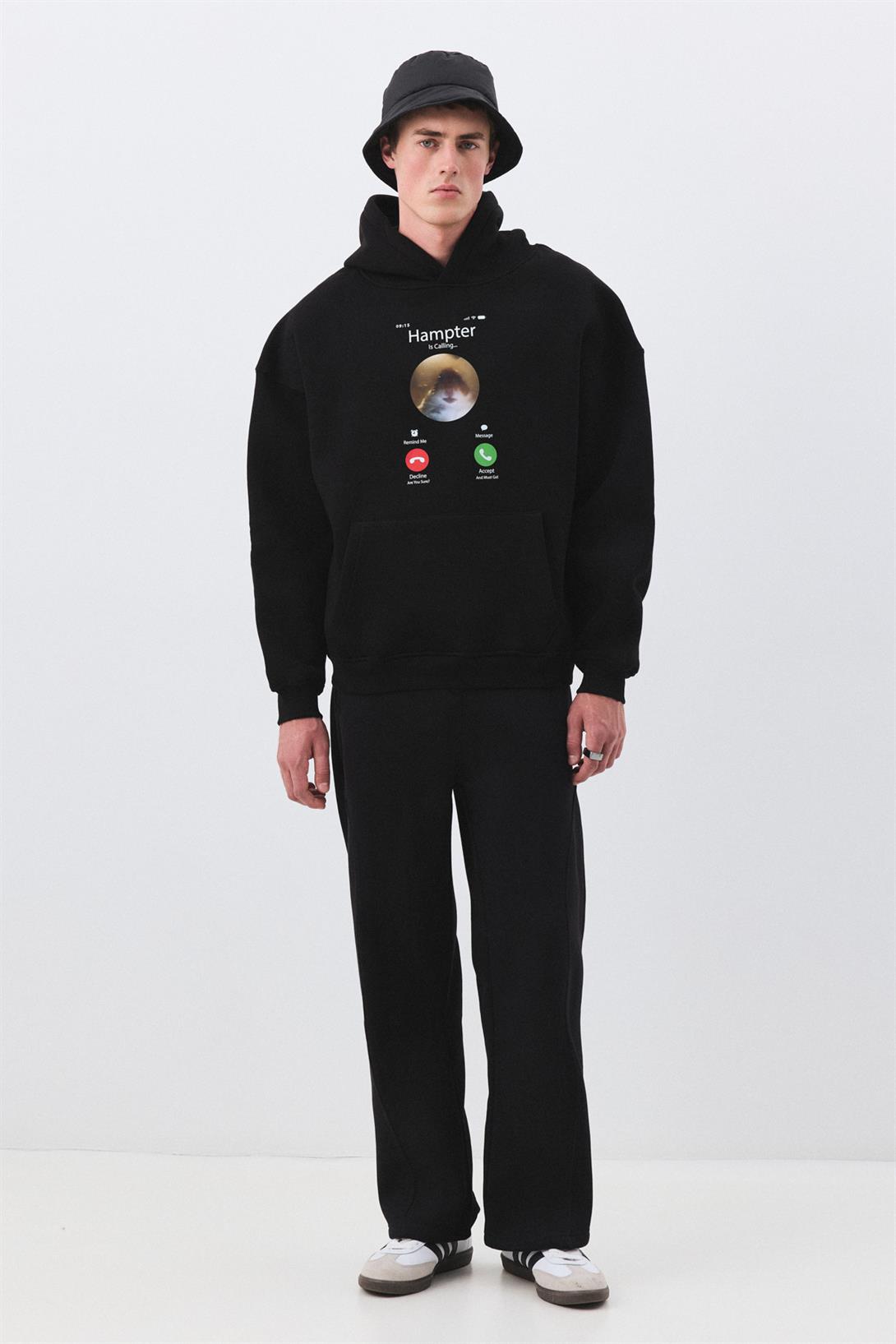 Unisex Hampter is Calling Sweatshirt Siyah