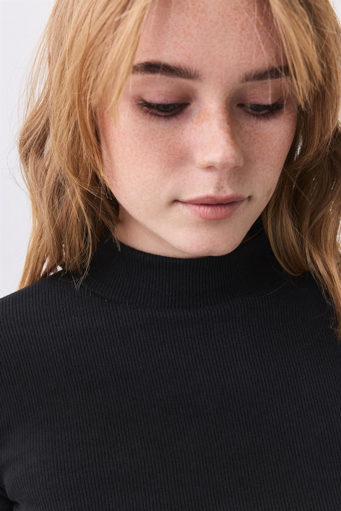 Kadın Balıkçı Yaka Uzun Kollu Bluz Siyah 9021