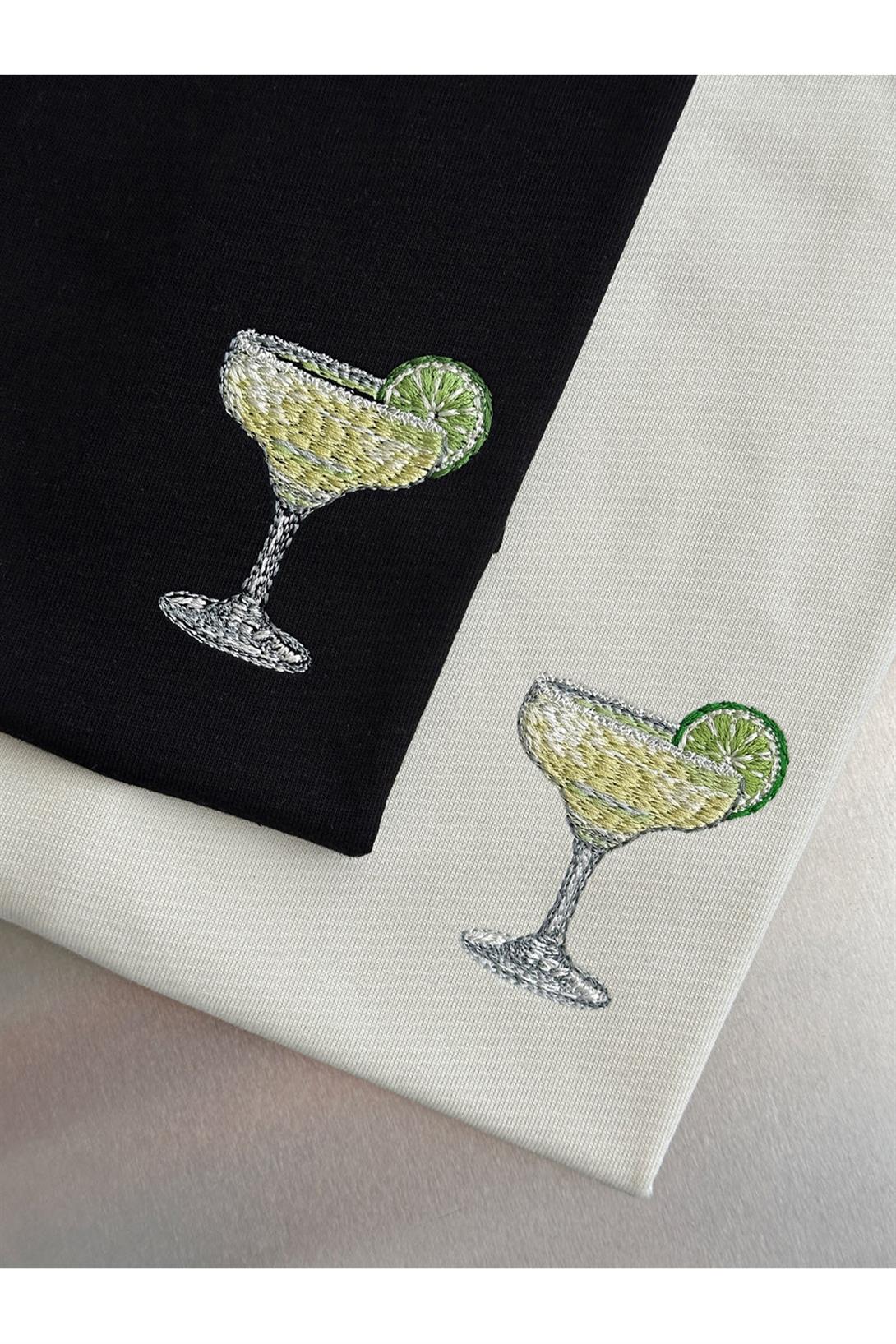 Unisex Premium Margarita Nakışlı Tshirt Siyah