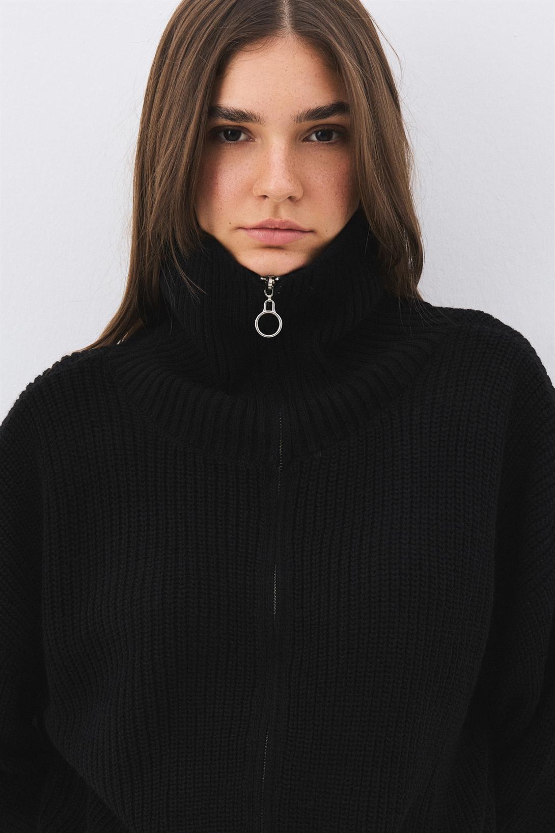 Kadın Fermuarlı Balıkçı Yaka Triko Hırka Siyah 6919