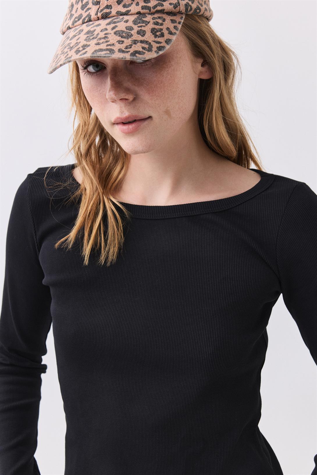 Kadın Kayık Yaka Fitilli Uzun Kollu Bluz Siyah 9022