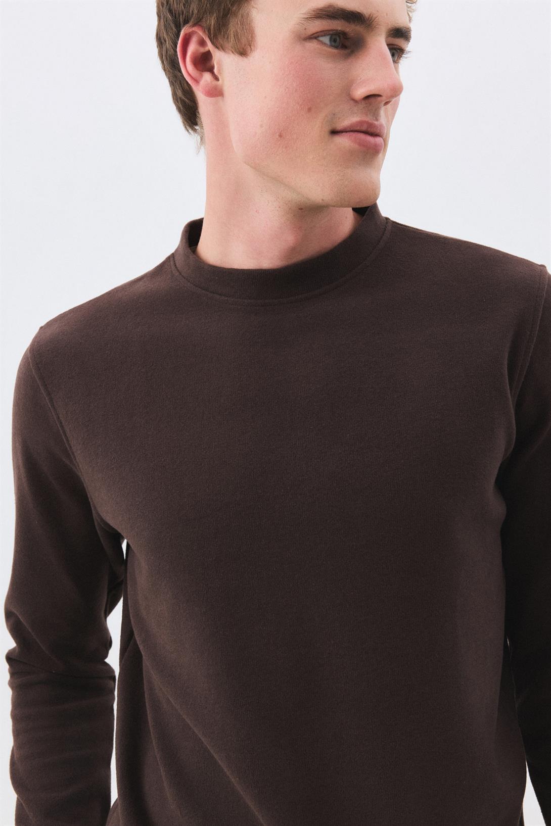 Erkek Slim Fit Pamuklu Selanik Kumaş Bisiklet Yaka Sweatshirt Kahverengi