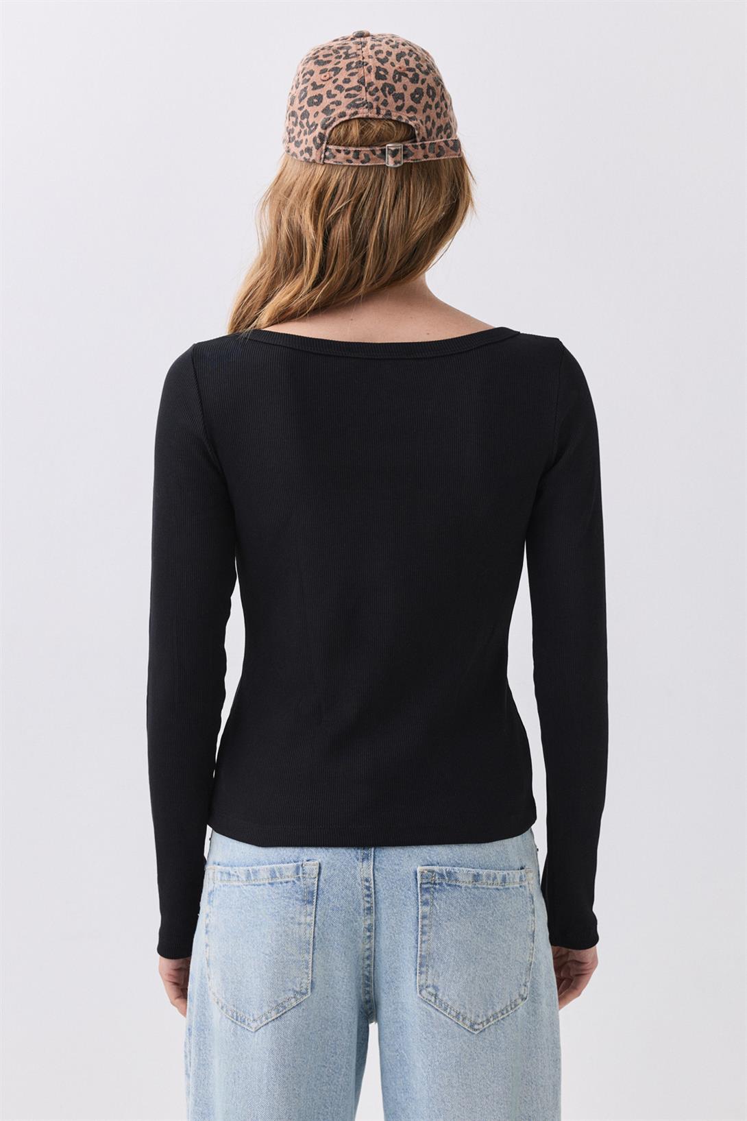 Kadın Kayık Yaka Fitilli Uzun Kollu Bluz Siyah 9022