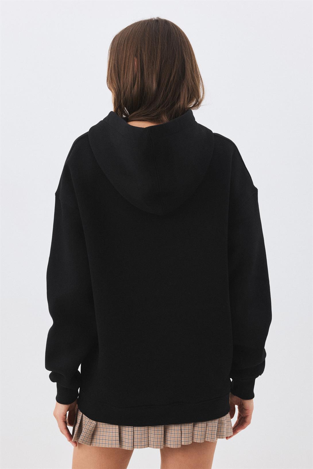 Unisex Star Stroke Taş Baskılı Sweatshirt Siyah