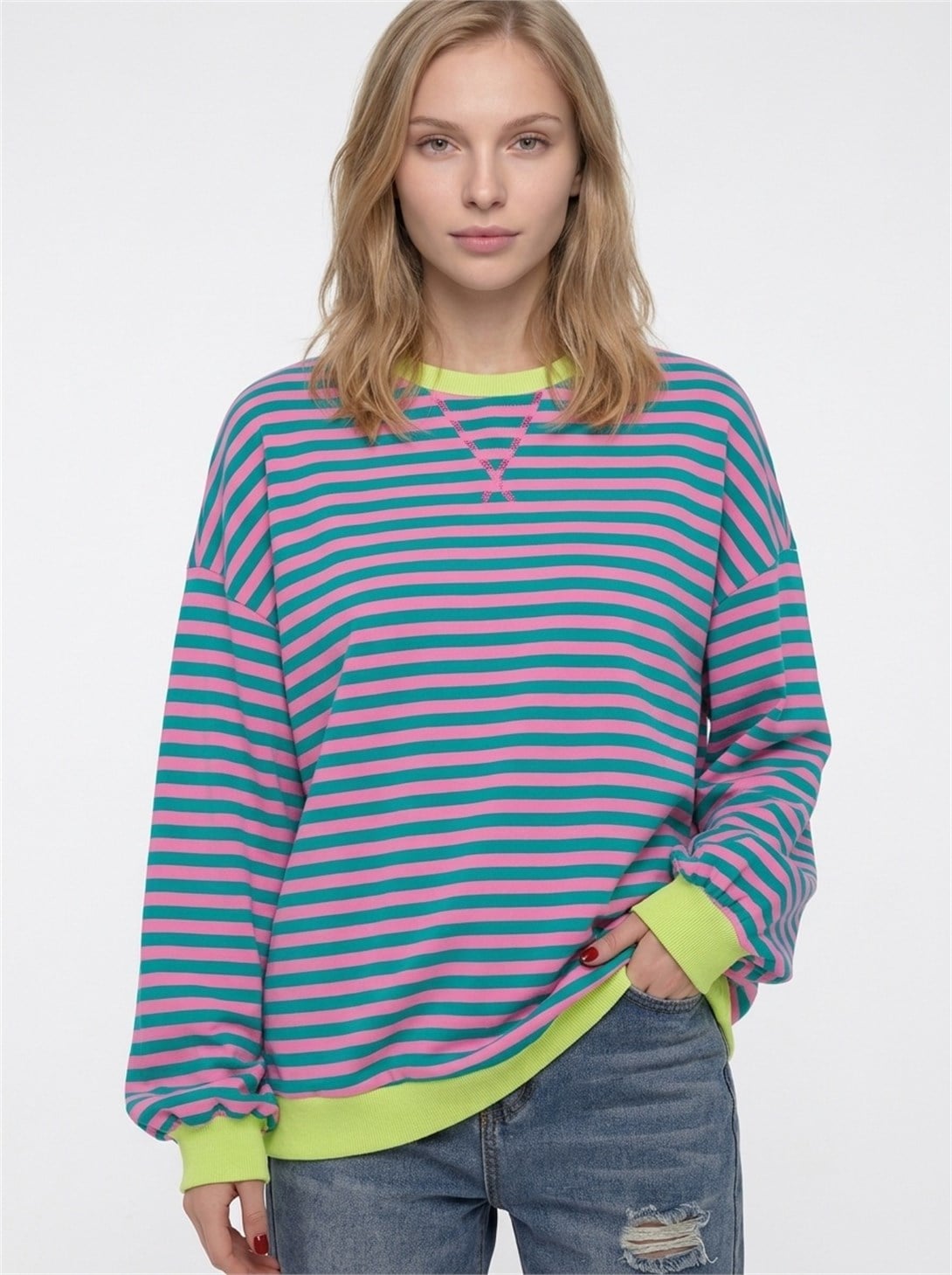 Kadın Çizgili Ribanalı Oversize Sweatshirt Turkuaz Pembe