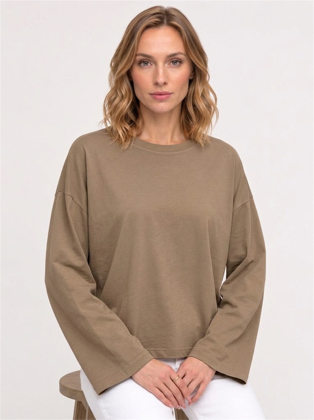Kadın %100 Pamuk Bisiklet Yaka Uzun Kollu T-shirt Vizon