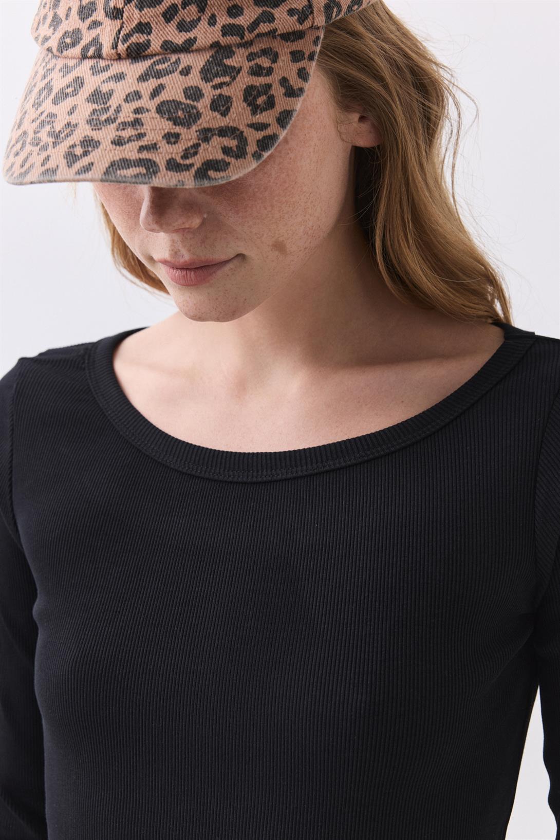 Kadın Kayık Yaka Fitilli Uzun Kollu Bluz Siyah 9022