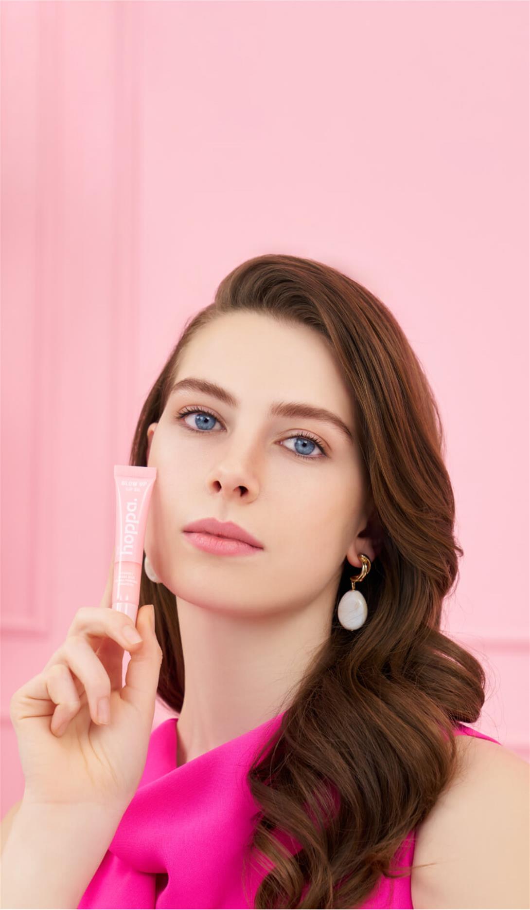 Şekerli İncirli Dudak Peelingi Shea Yağı + Jojoba Yağı + Bakuchiol + Hyaluronik Asit + E Vitamini 15 ML