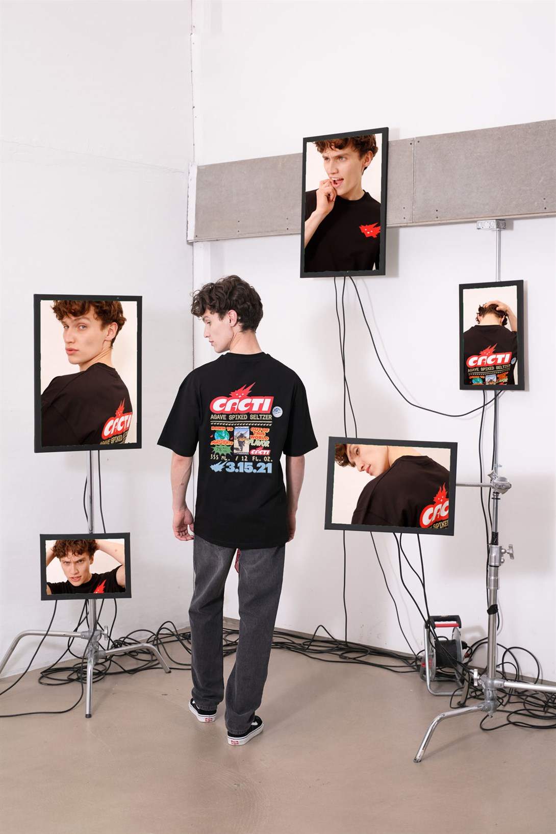 Trendiz Unisex Cacti Travis Scott Siyah Tshirt