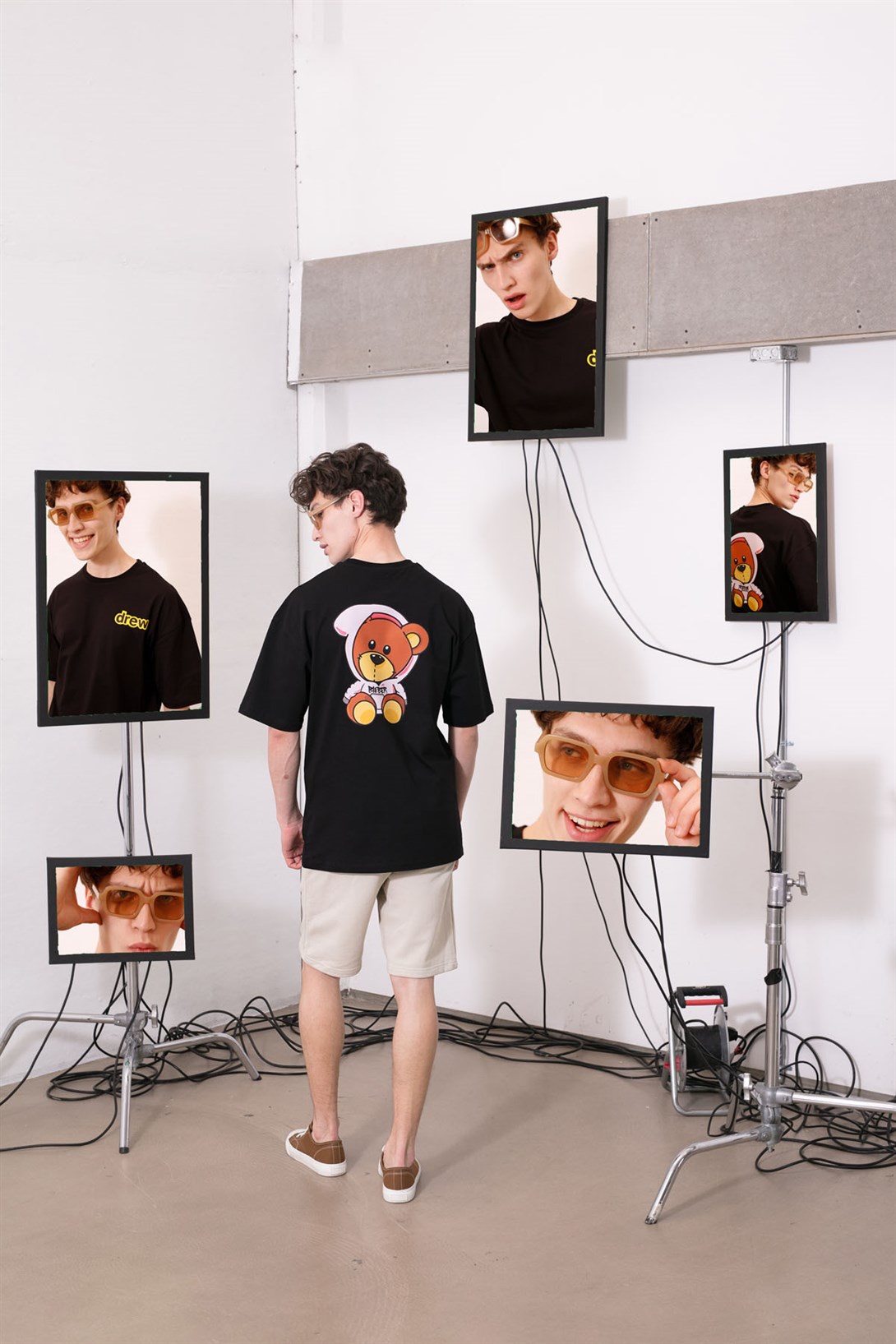 Trendiz Unisex Drew Bear Siyah Tshirt