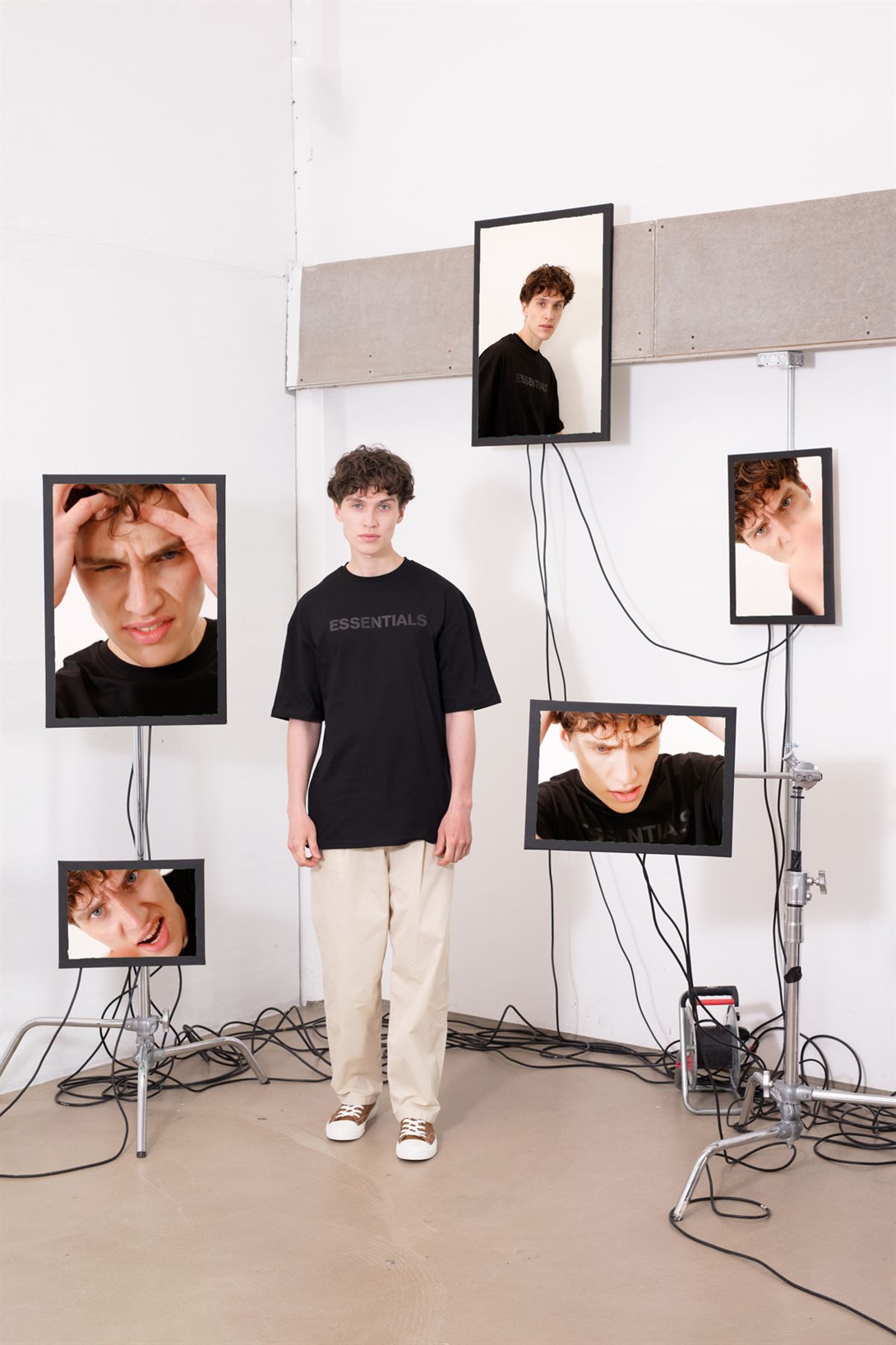 Trendiz Unisex Essentials Siyah Tshirt