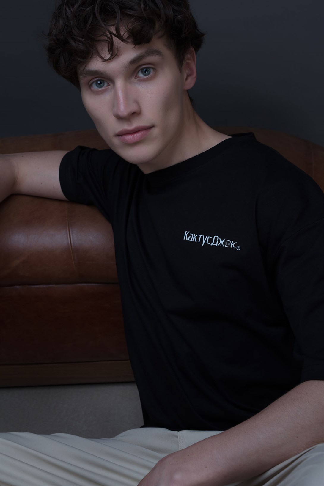 Trendiz Unisex Fortnite Astronomical Siyah Tshirt