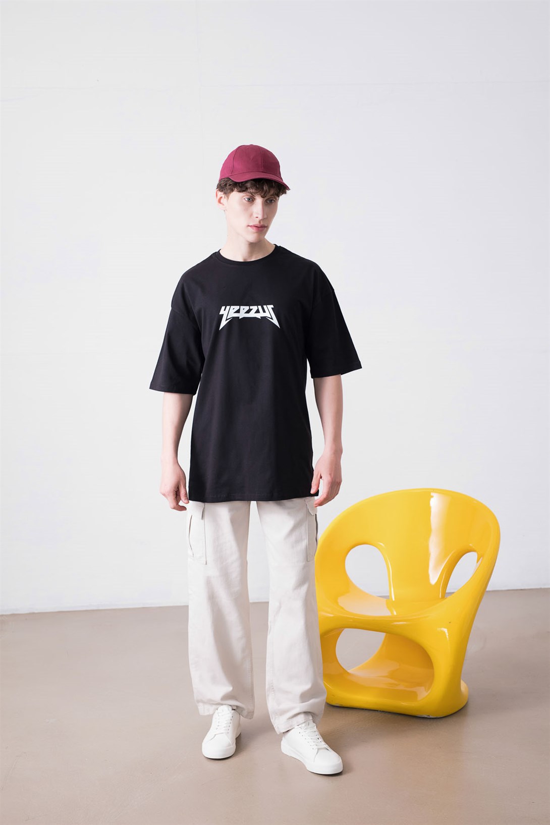 Trendiz Unisex God Wants You Yeezus Siyah Tshirt