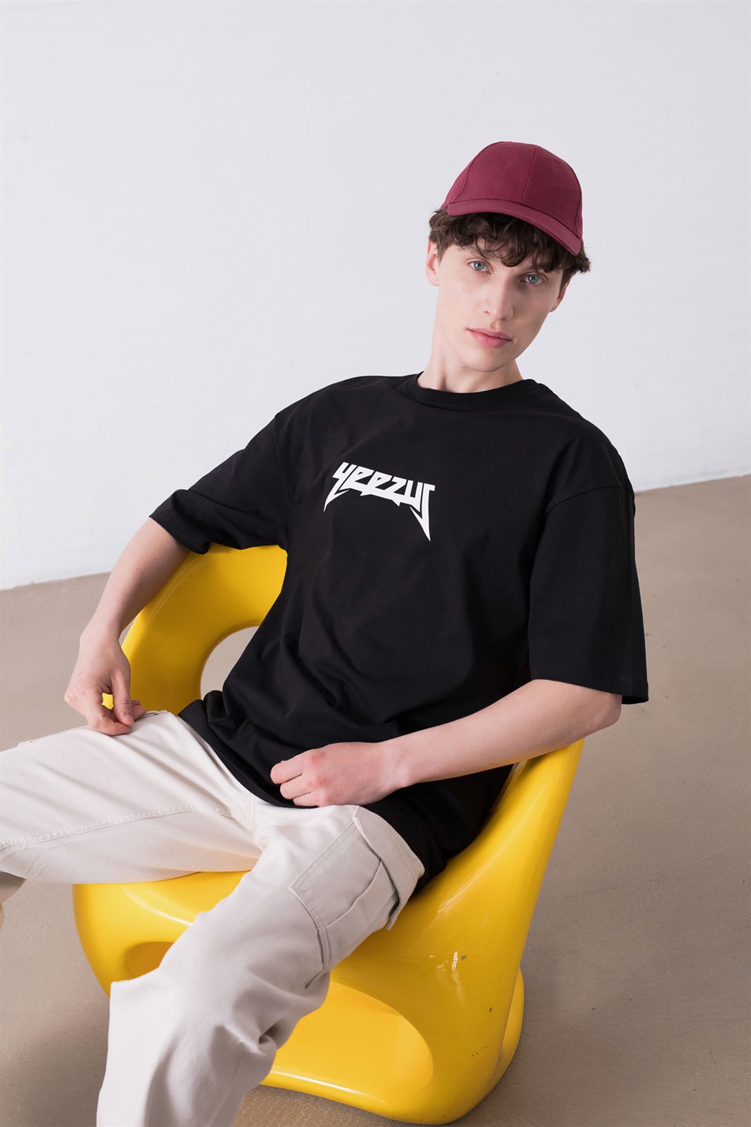 Trendiz Unisex God Wants You Yeezus Siyah Tshirt