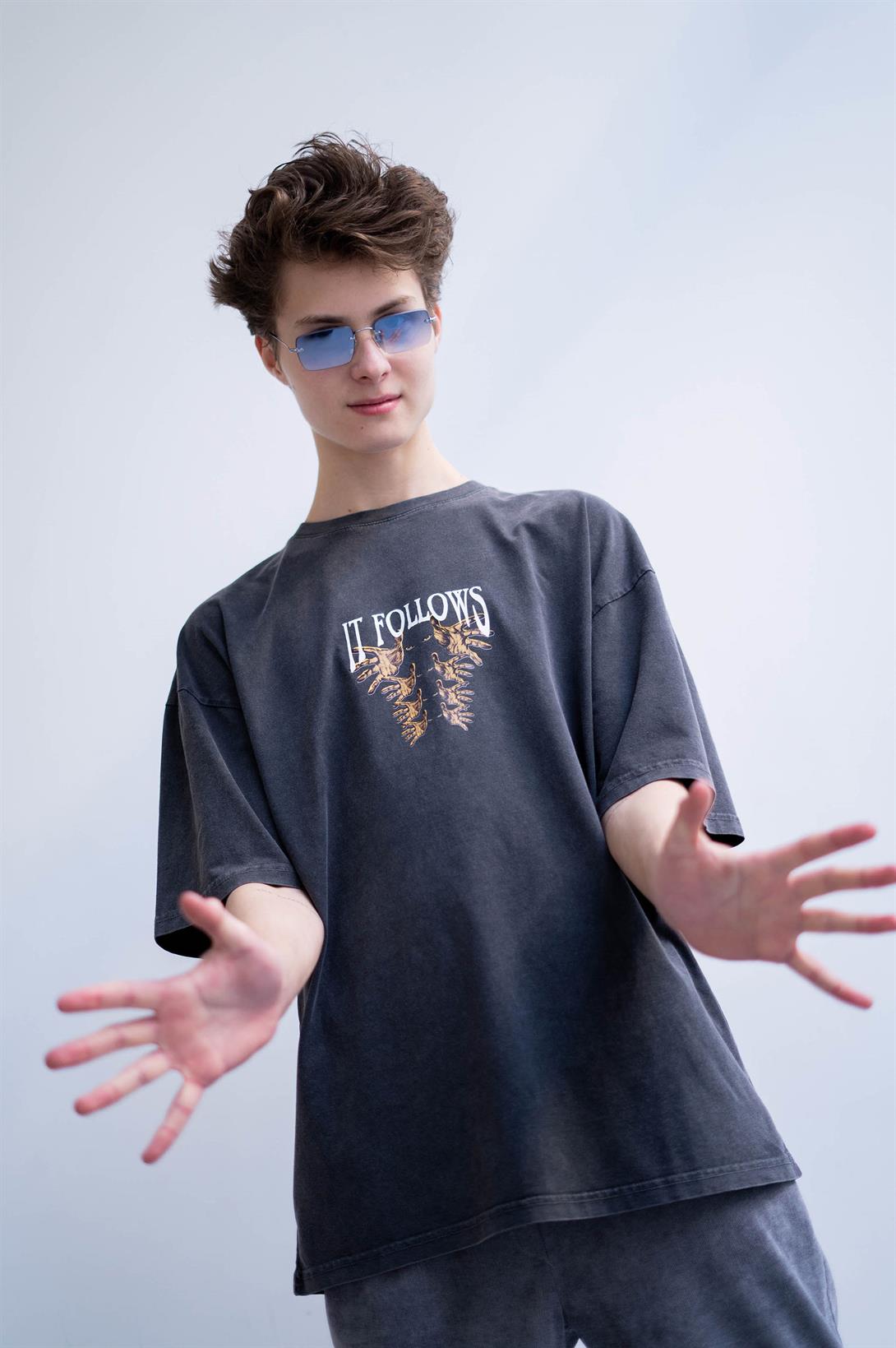 Trendiz Unisex Gri  İt Follows Yıkamalı Tshirt