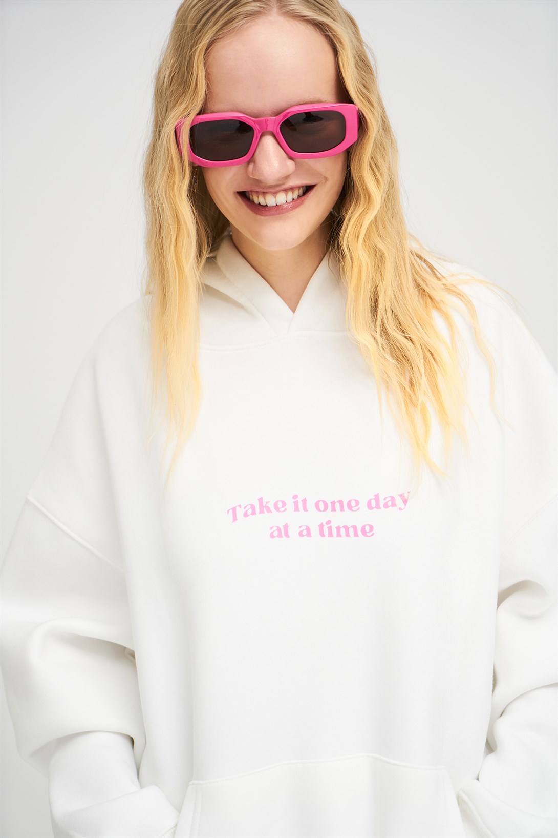 Trendiz Unisex Happy Life Sweatshirt Hoodie