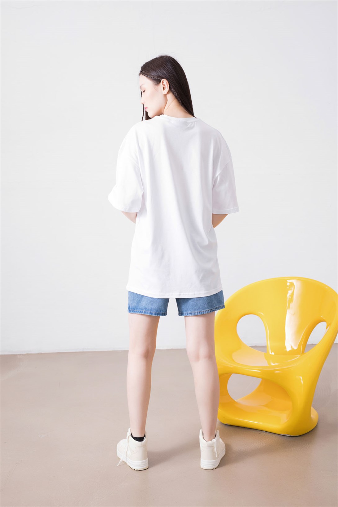 Trendiz Unisex Harajuku Girl Beyaz Tshirt