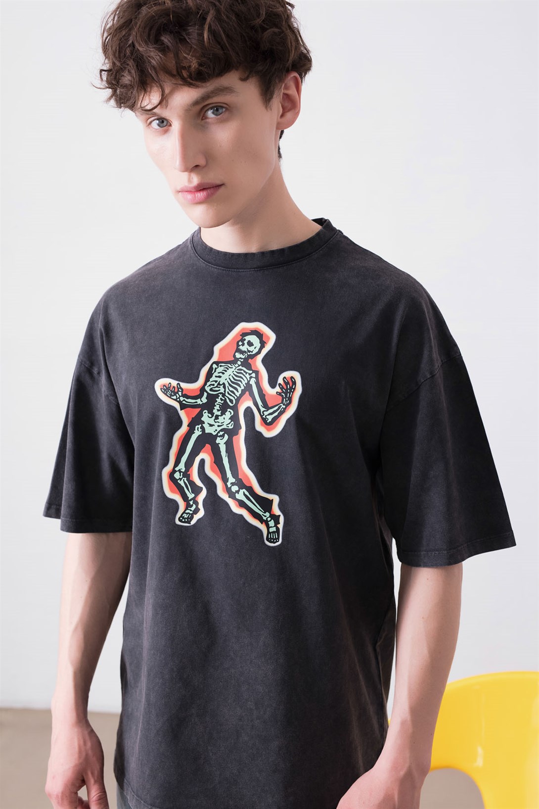 Trendiz Unisex İskelet Yıkamalı Antrasit Tshirt