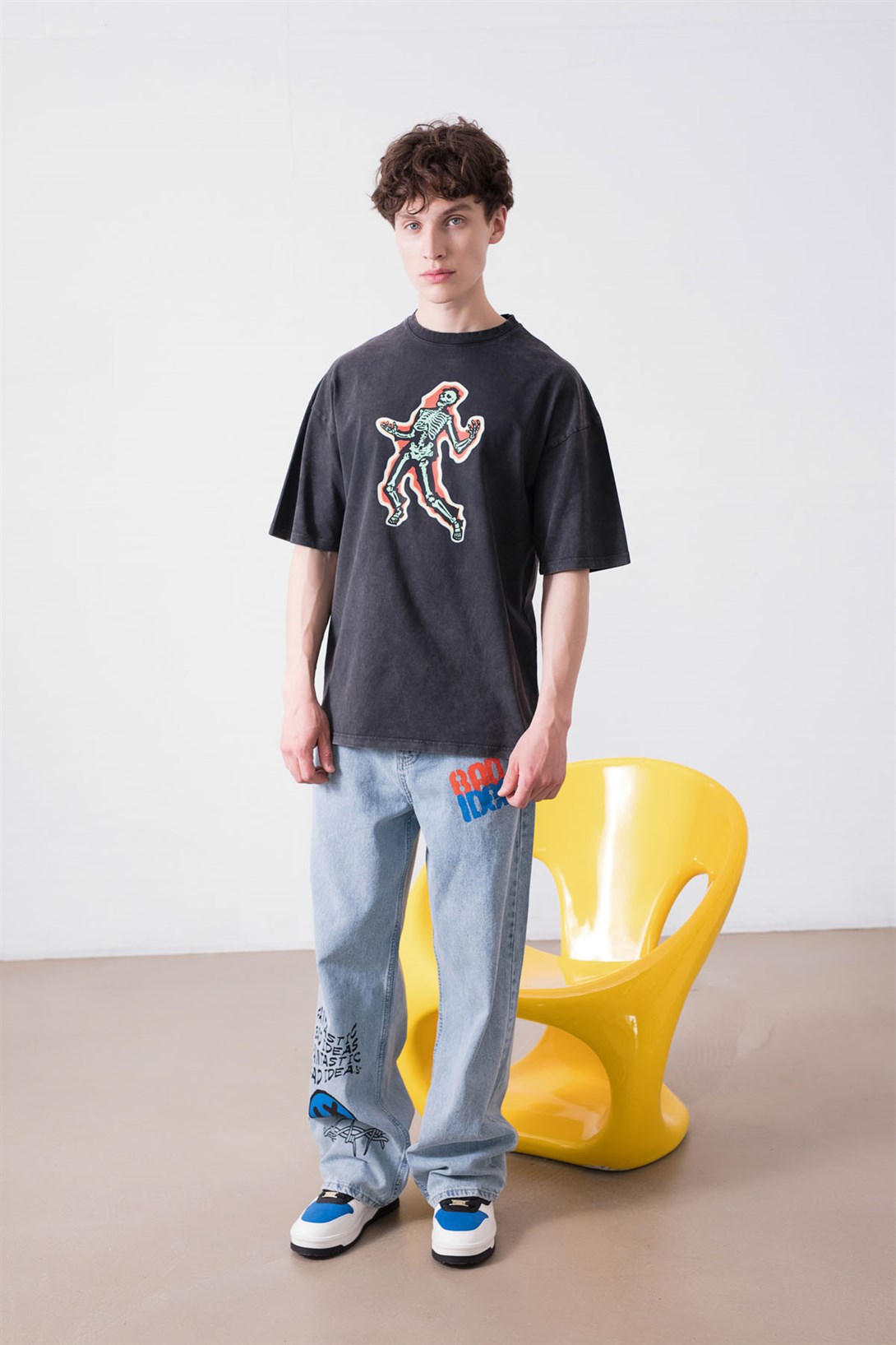 Trendiz Unisex İskelet Yıkamalı Antrasit Tshirt