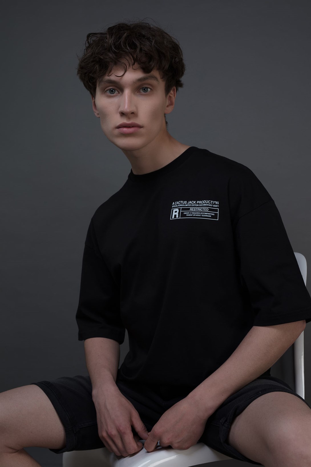 Trendiz Unisex  Look Mom I Can Fly Renkli Siyah Tshirt