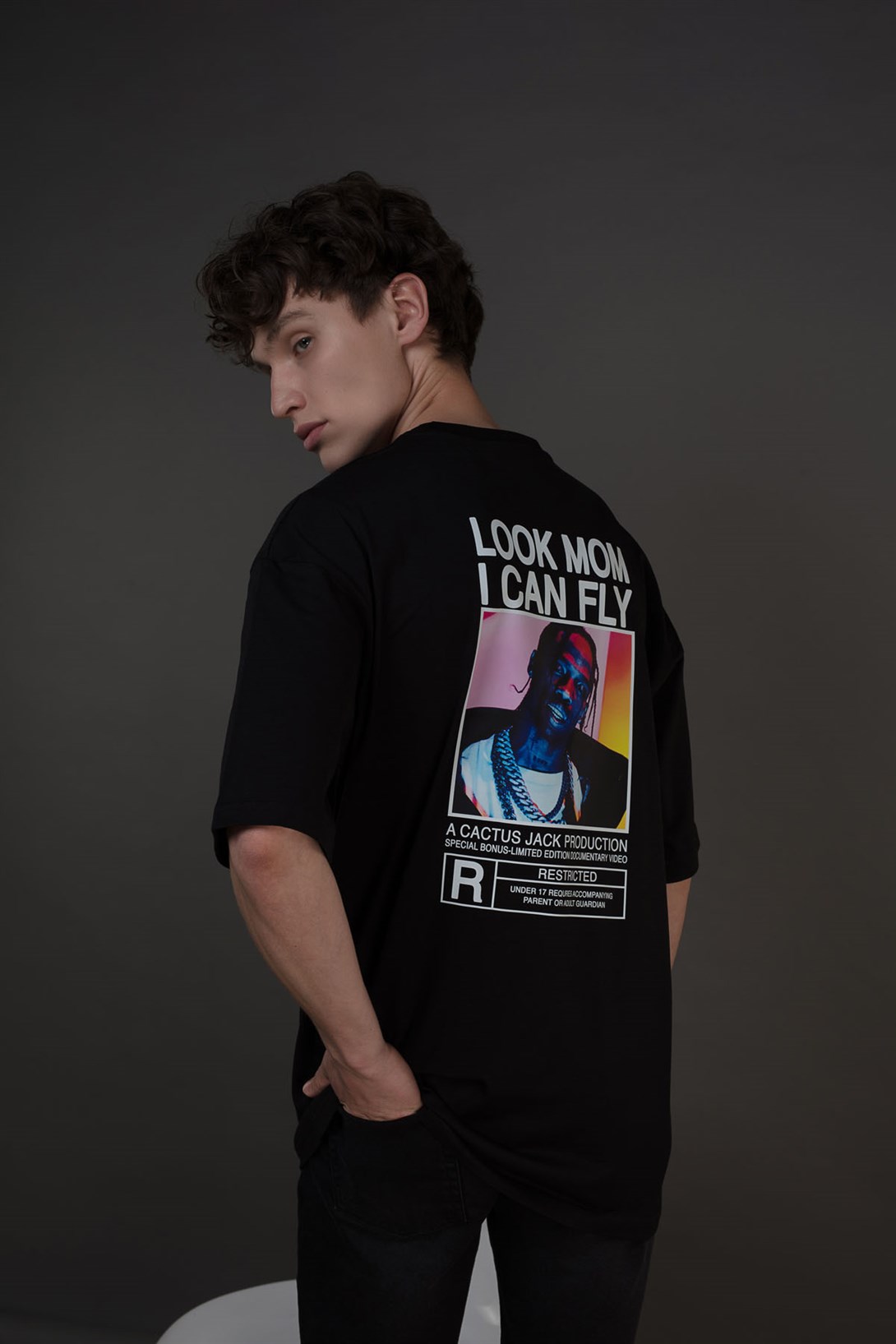 Trendiz Unisex  Look Mom I Can Fly Renkli Siyah Tshirt