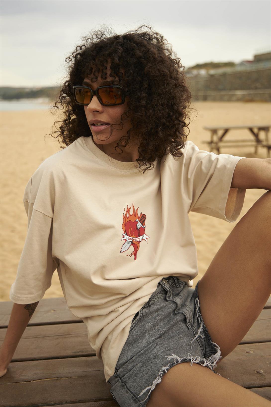 Trendiz Unisex Love Hate Tshirt Taş