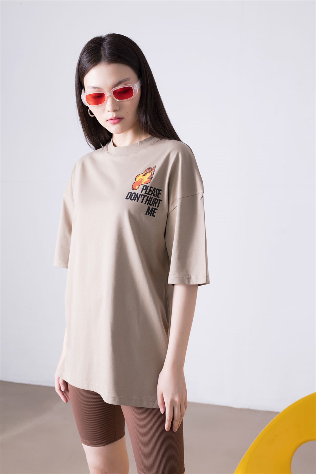 Trendiz Unisex Please Dont Hurt Me Taş Tshirt