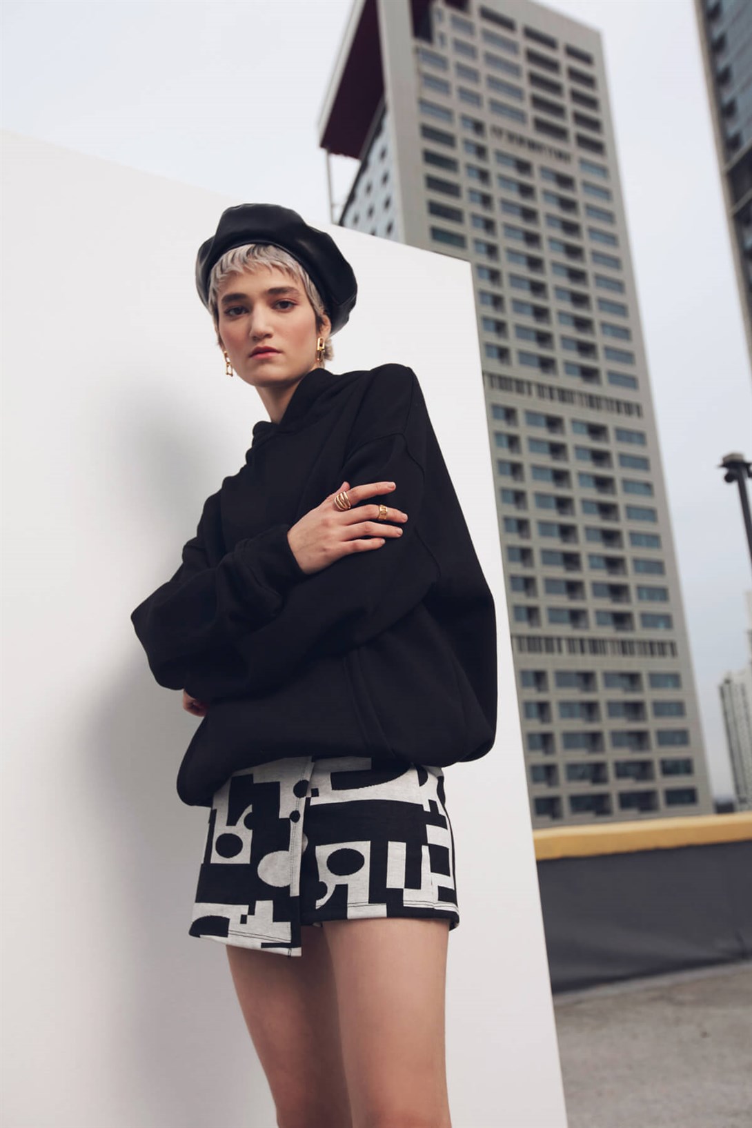 Trendiz Unisex Siyah Essentials Sweatshirt Hoodie