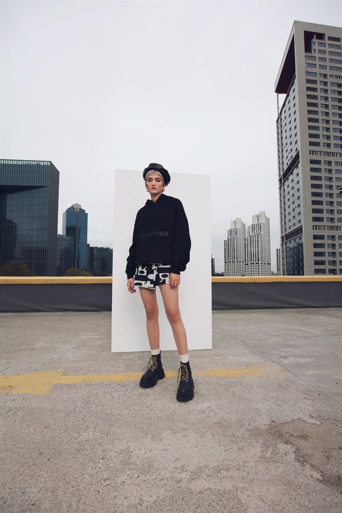 Trendiz Unisex Siyah Essentials Sweatshirt Hoodie