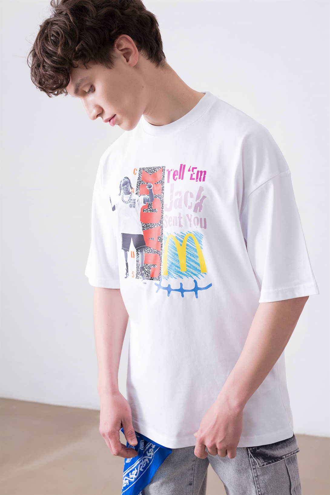Trendiz Unisex Tell em Jack Sent You  Beyaz Tshirt