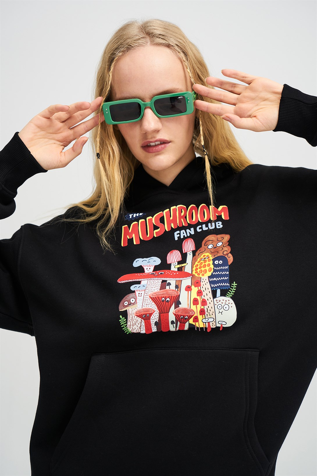 Trendiz Unisex The Mushroom Fan Club Siyah Sweatshirt Hoodie