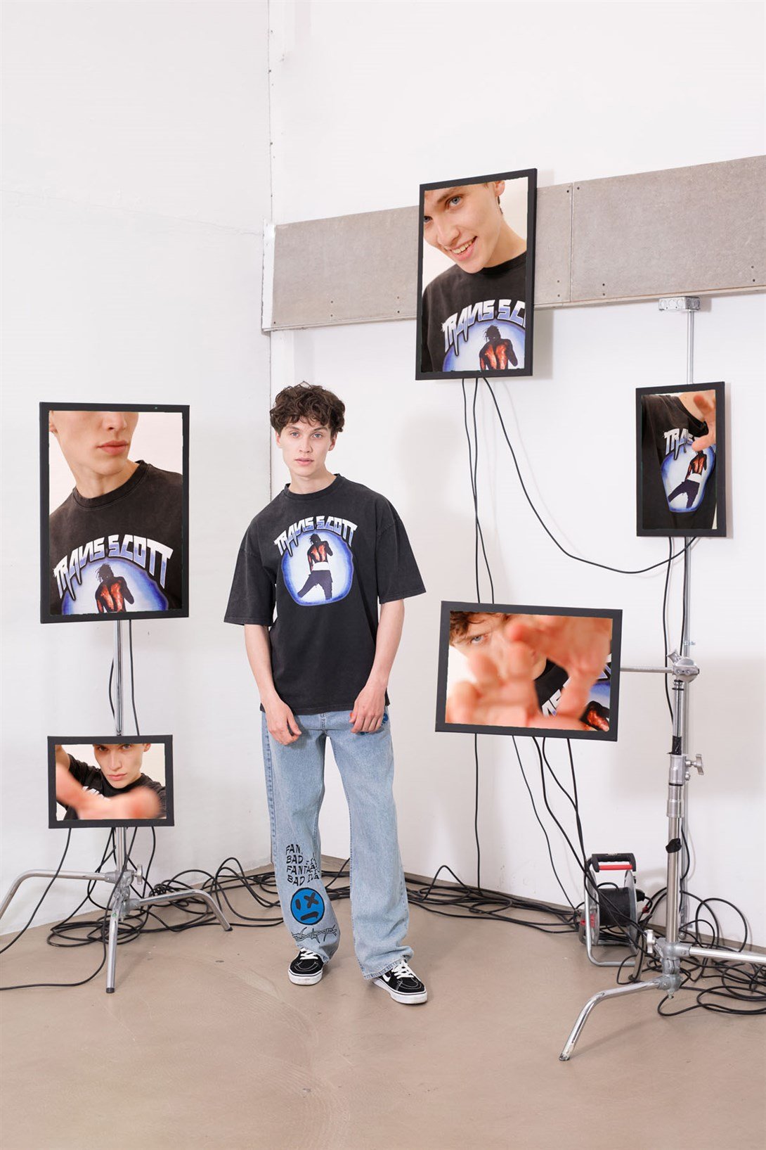 Trendiz Unisex Travis Scott 101 Yıkamalı Antrasit Tshirt