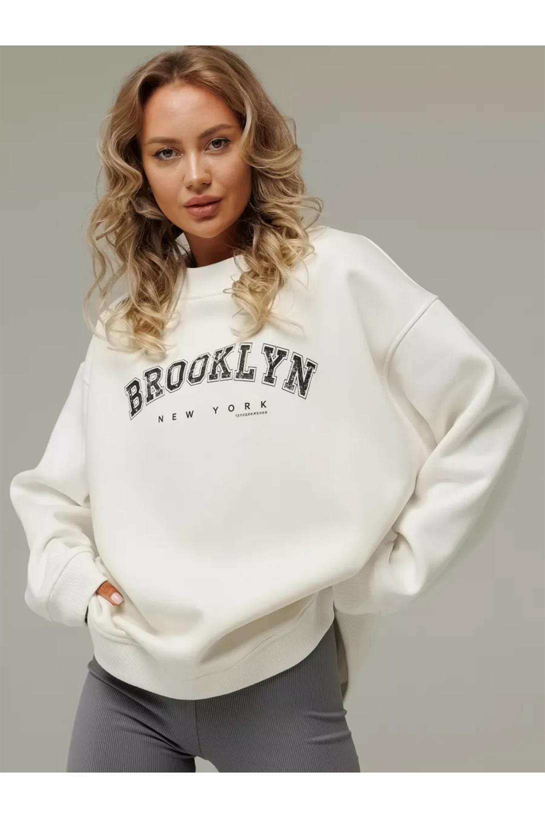 Unisex Brooklyn Bisiklet Yaka Sweatshirt Beyaz