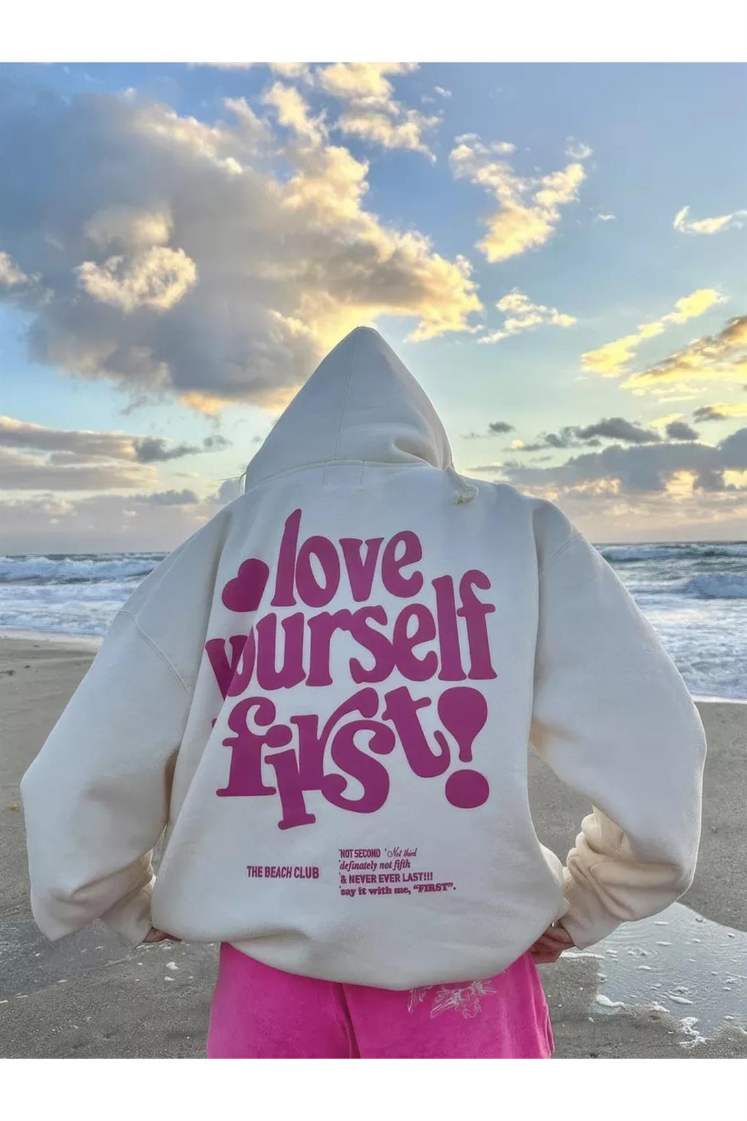Unisex Love Yourself First! Sweatshirt Beyaz
