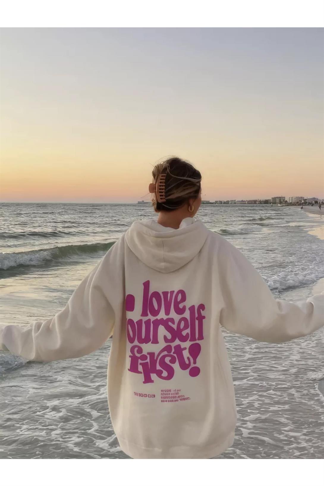 Unisex Love Yourself First! Sweatshirt Beyaz