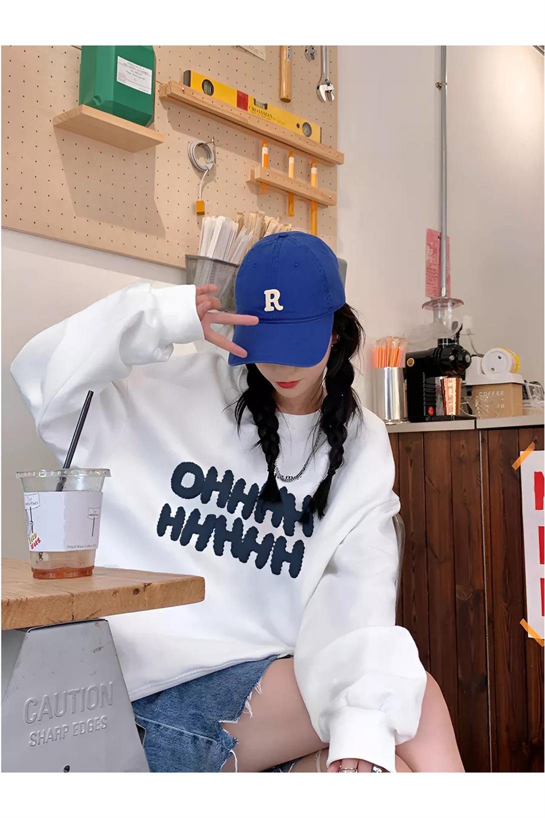 Unisex Ohhhh Bisiklet Yaka Sweatshirt Beyaz