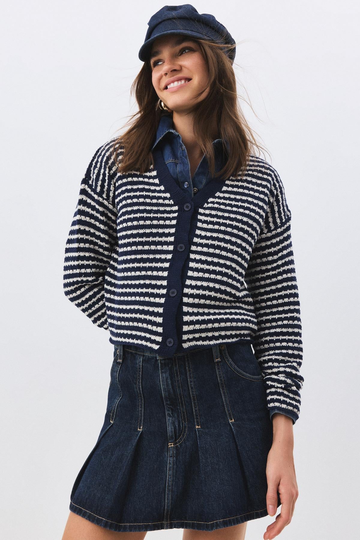 Kadın V Yaka İnce Çizgili Triko Hırka Lacivert 6948