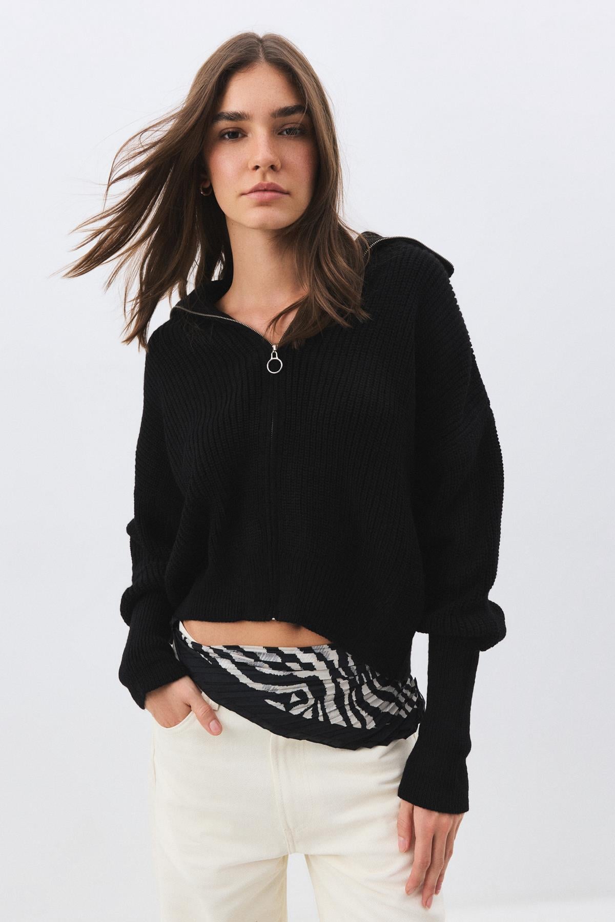 Kadın Fermuarlı Balıkçı Yaka Triko Hırka Siyah 6919