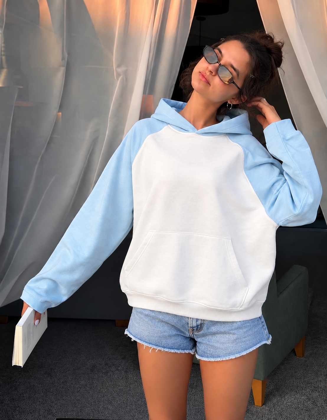 Kadın Reglan Kol Sweatshırt Mavi Beyaz