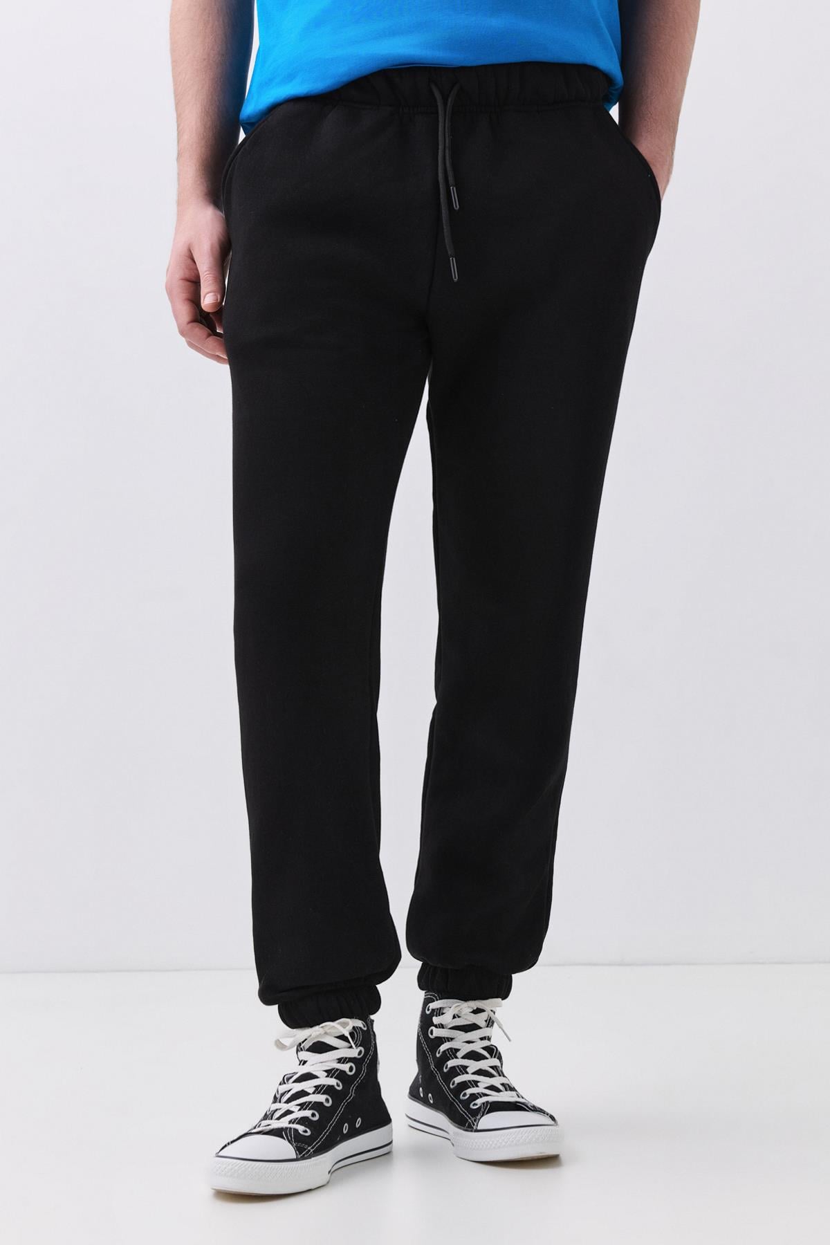 Unisex Regular Fit Rahat Kesim Lastikli Paça Eşofman Altı Siyah 2065