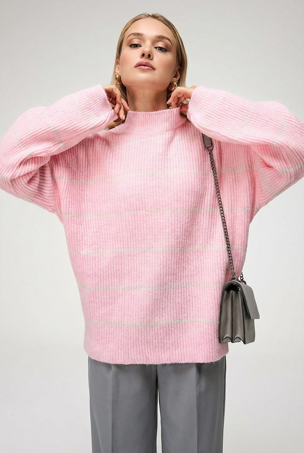 Kadın Çizgili Detaylı Oversize Kazak Pembe