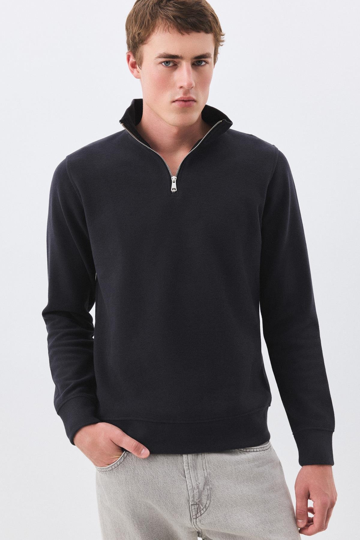 Erkek Standart Fit Pamuklu Selanik Kumaş Yarım Fermuarlı Dik Yaka Sweatshirt Füme