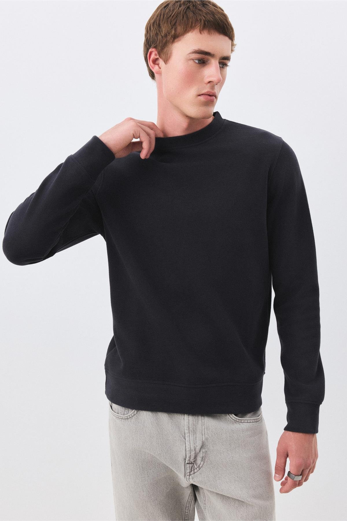 Erkek Slim Fit Pamuklu Selanik Kumaş Bisiklet Yaka Sweatshirt Füme