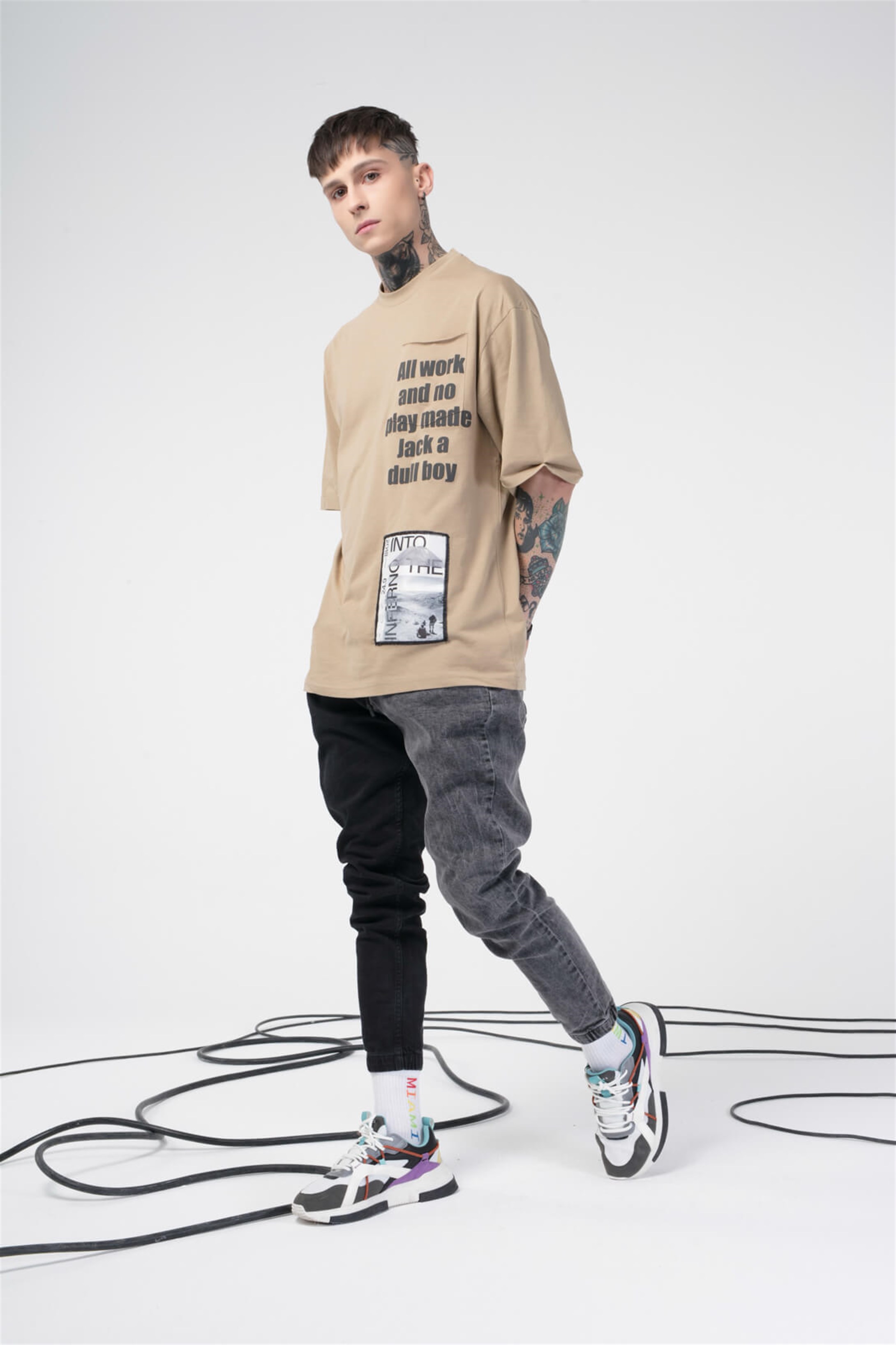 The Champ İnto Unisex Tshirt Bej