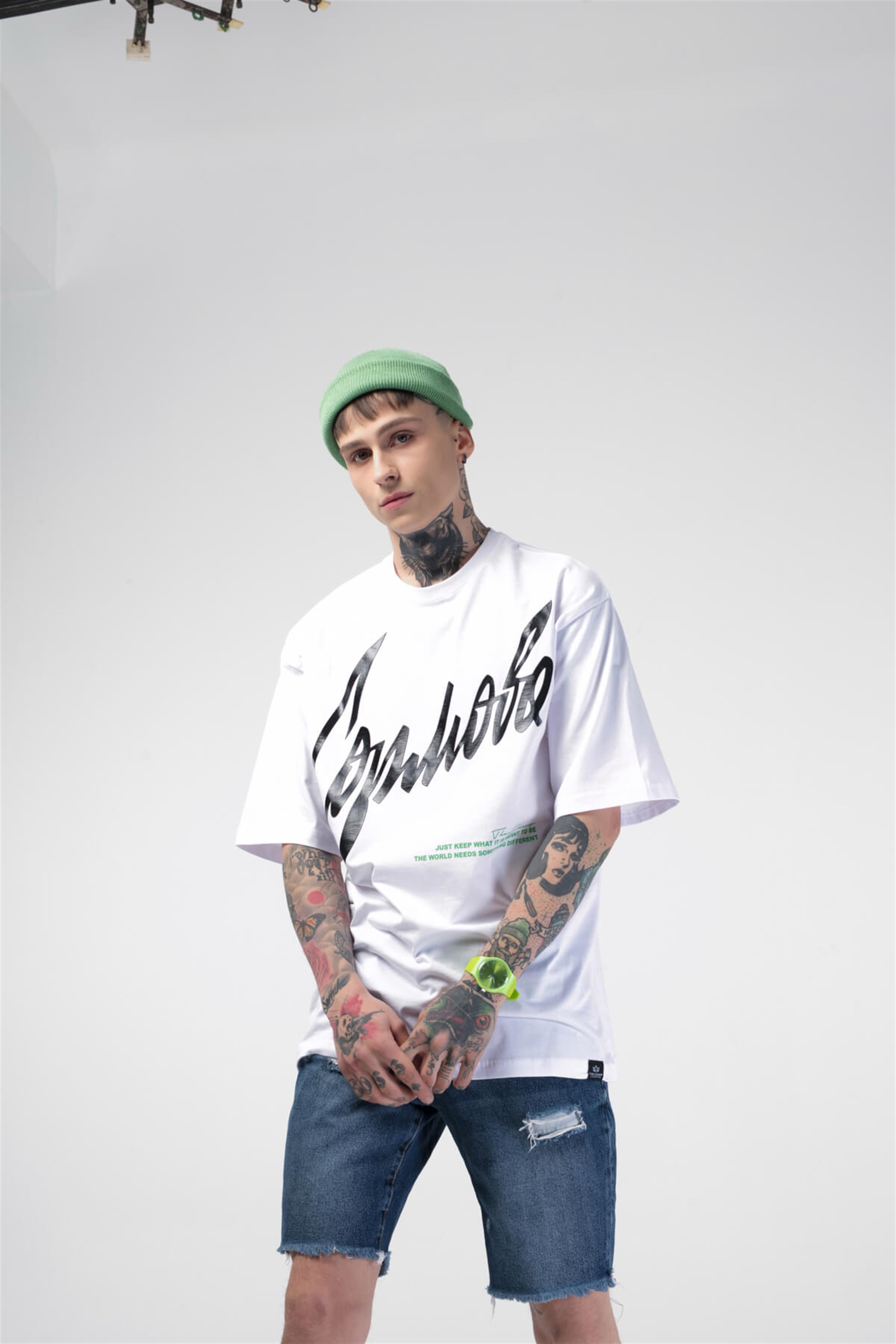 The Champ Keep Unisex Tshirt Beyaz