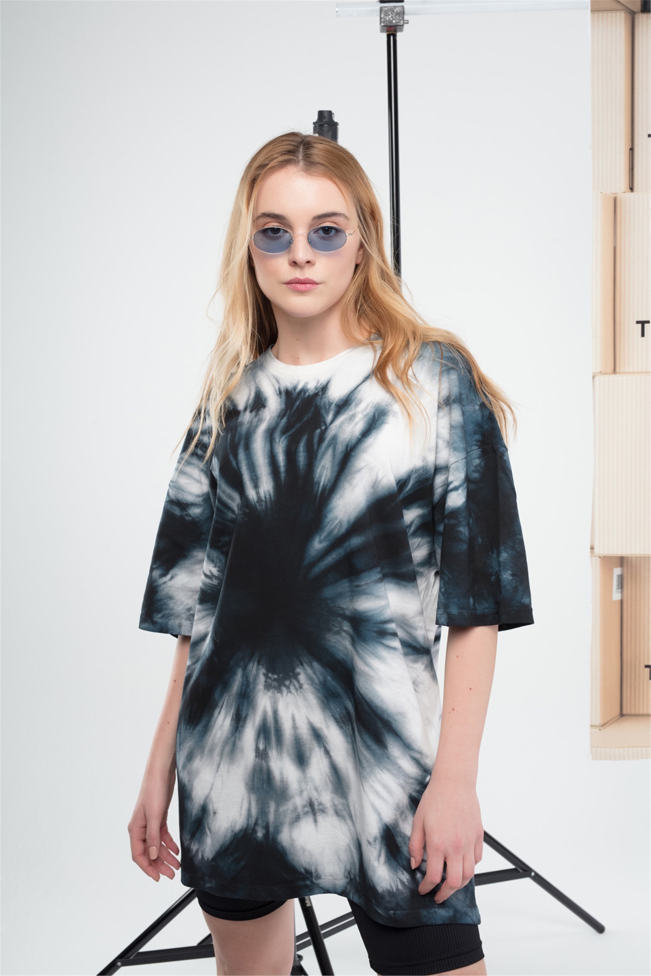 Trendiz Basic Unisex Batik Tshirt Lacivert