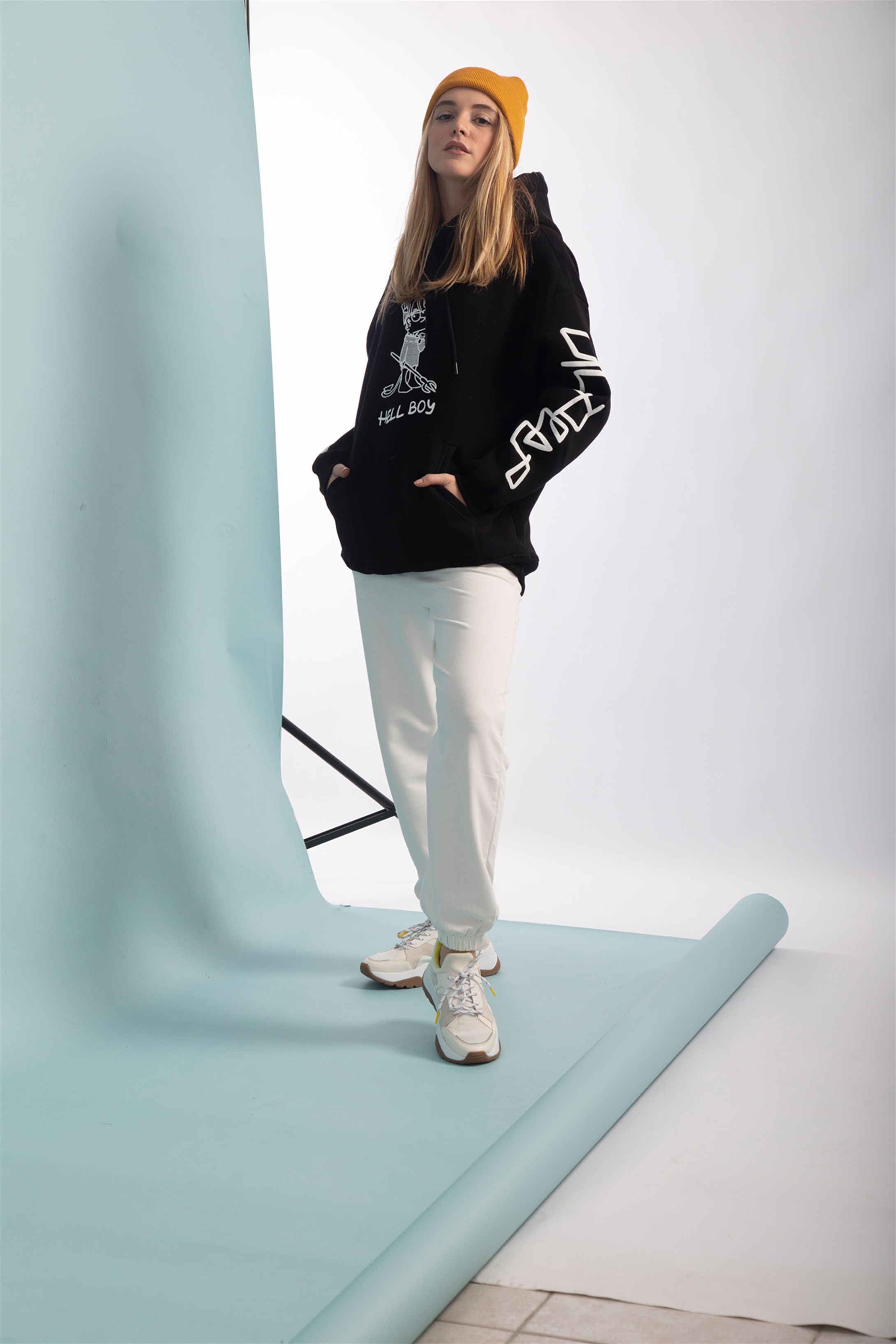 Trendiz Unisex Baskılı Hell Boy Oversize Sweatshirt  Siyah TR30043