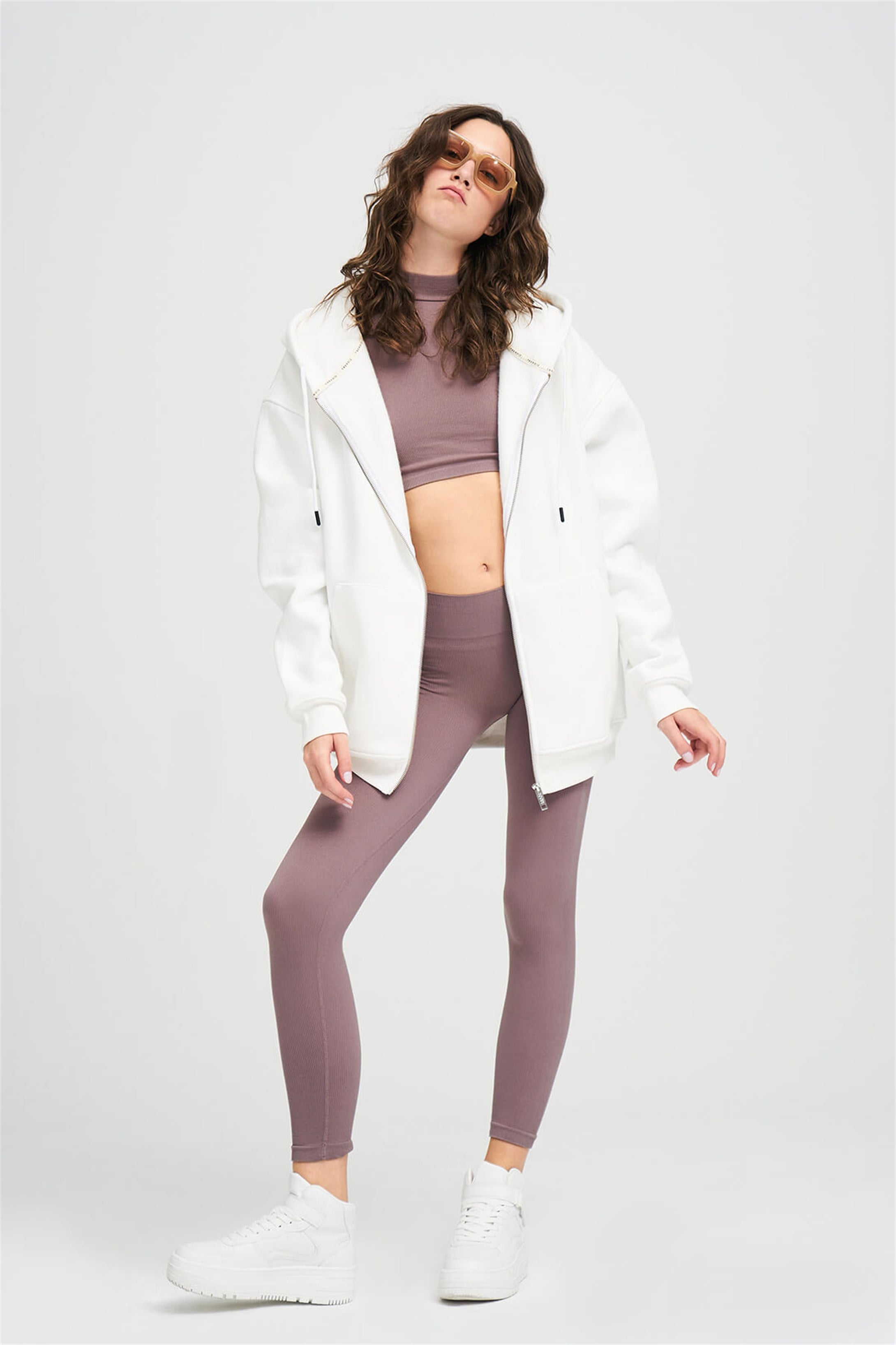 Trendiz Unisex Fermuarlı Beyaz Oversize Sweatshirt